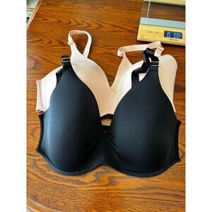 Soma Vanishing 360 Wireless Bras Light Pink and Black Size 40DD